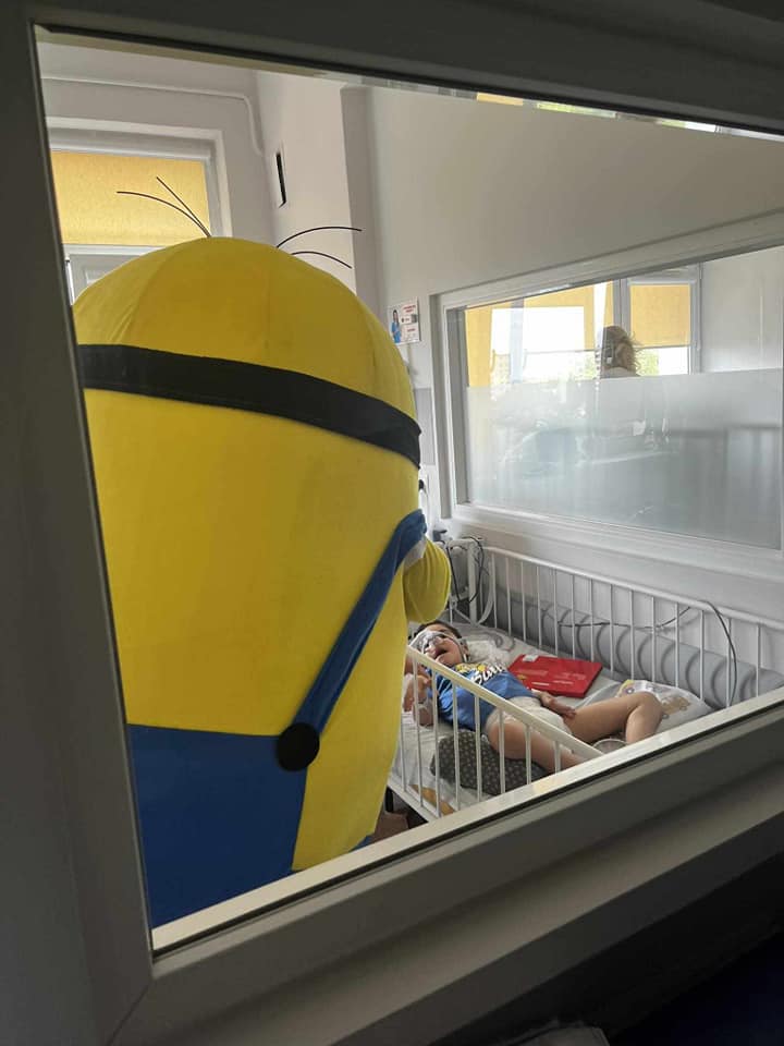 Minionkowa wyprawa do Szpitala Dziecięcego